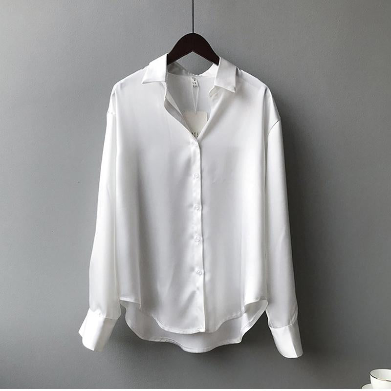 Chique dames overhemd met lange mouwen, verkrijgbaar in beige, groen, zwart en wit. Formeel en casual chic.