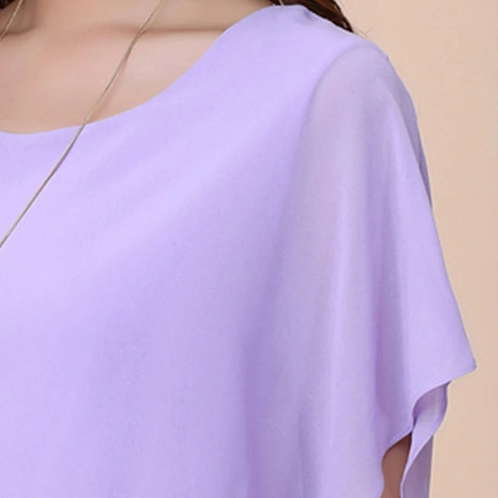 Elegante dames zomer top, chiffon blouse met ruche mouwen en losse pasvorm, perfect voor een stijlvolle look.