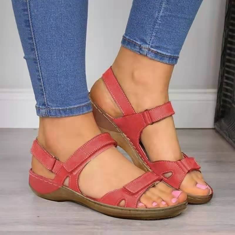 Trendy damessandalen van StylishSandels™. Comfortabele zomerschoenen met een elegante afwerking.