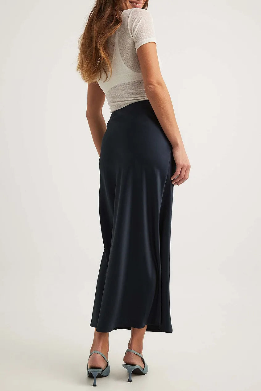 Damesrok met hoge taille, perfecte pasvorm en elegante satijnen stof, comfortabel.