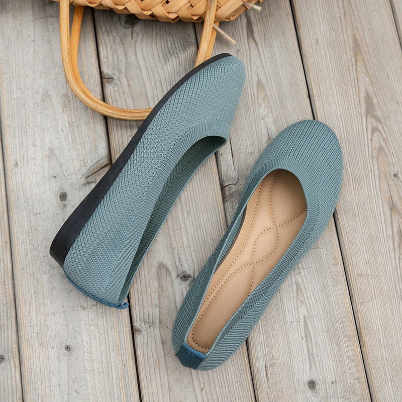 Elegante vlakke schoenen voor dames: modieuze slip-on ballerina's die comfort bieden.