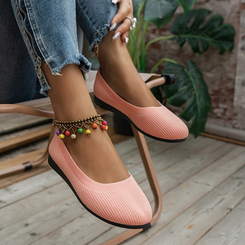 Modieuze slip-on ballerina's voor dames, perfect voor een elegante en casual zomerlook.