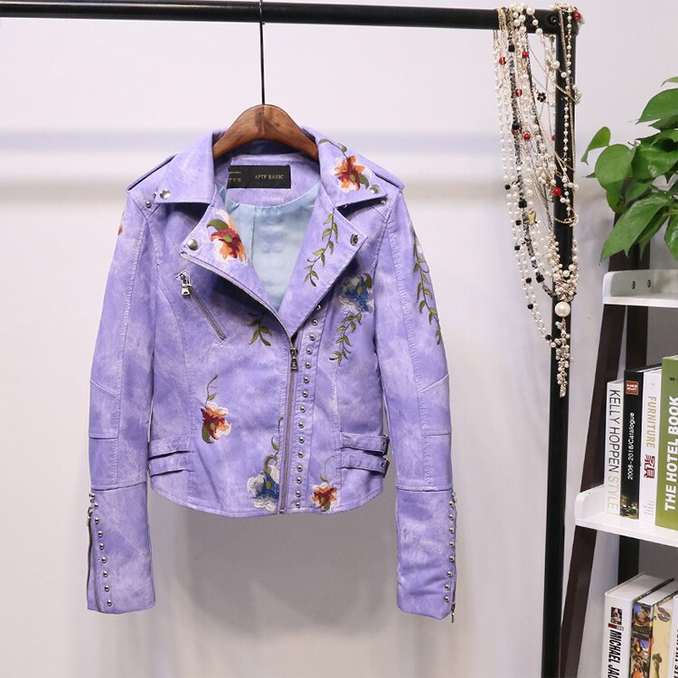 Casual-chique geborduurd Eleonora dames motorjack van kunstleder, perfect als lentejas.