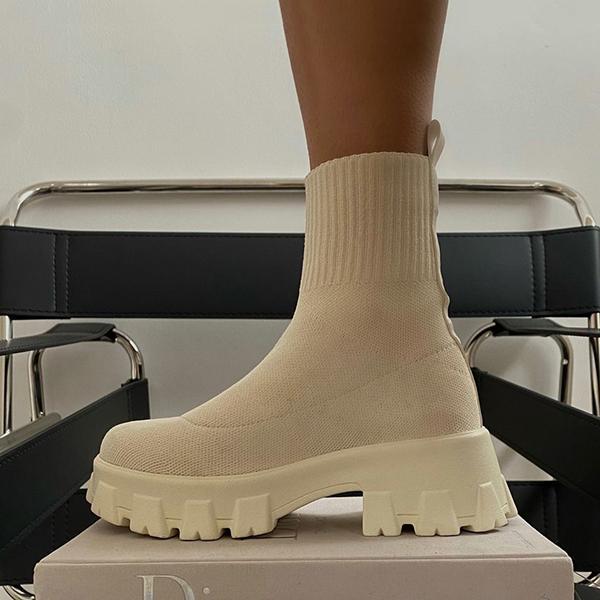 Veelzijdige Shanna enkellaarsjes, comfortabele en stijlvolle keuze voor dames.