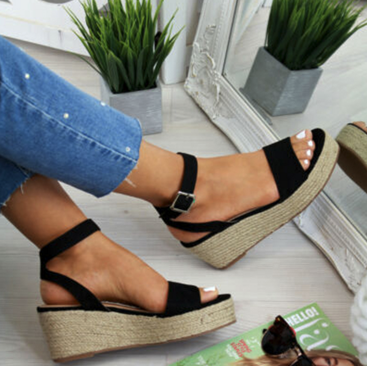 Dames espadrille platformsandalen, comfortabel en stijlvol voor de zomer. Perfecte zomerschoenen.