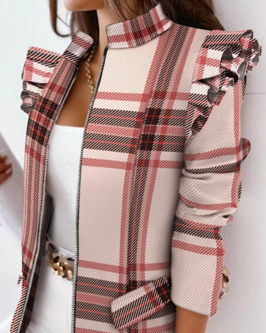 Trendy dames blazer, casual te dragen met jeans of gekleed voor werk. Een essentieel dameskleding item.