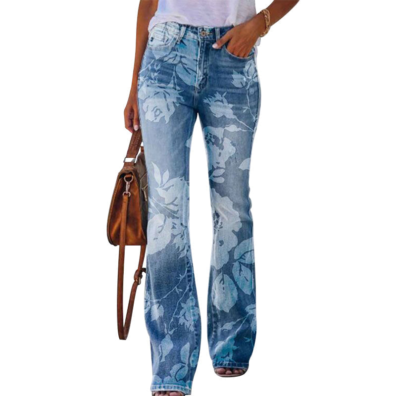 Dames flare-jeans met hoge taille en 4 knopen, in beweging om de pasvorm te tonen. Trendy damesmode.