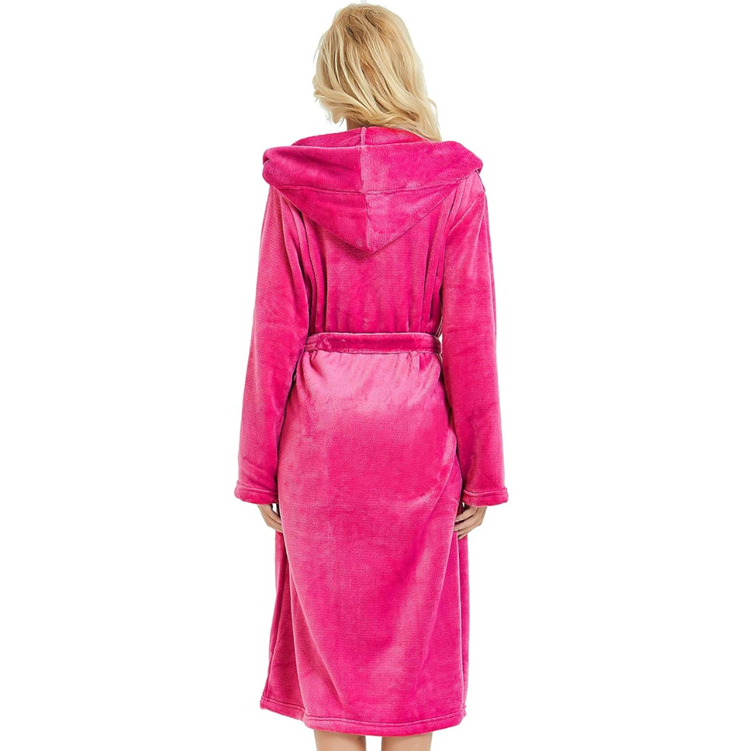 Praktische dames fleece badjas met capuchon en zakken, comfortabele loungewear.