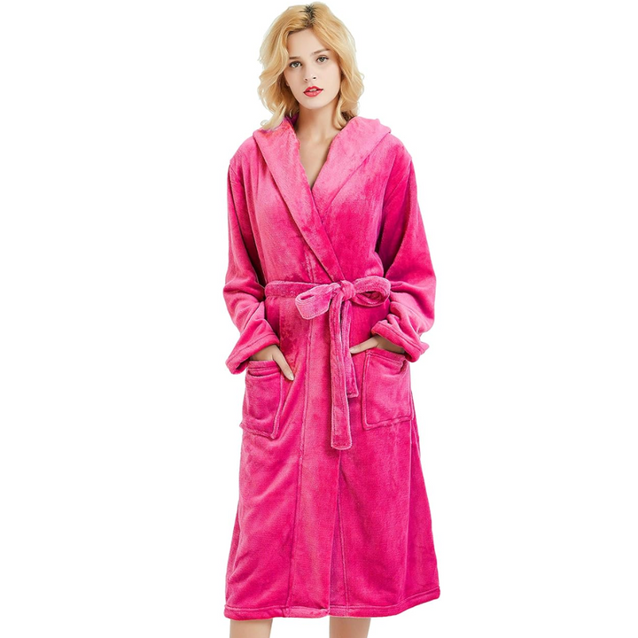 Veelzijdige dames badjas/ochtendjas van fleece met capuchon, warm en comfortabel.