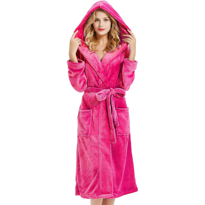 Comfortabele dames badjas met warme capuchon, perfect voor ontspanning en comfort.