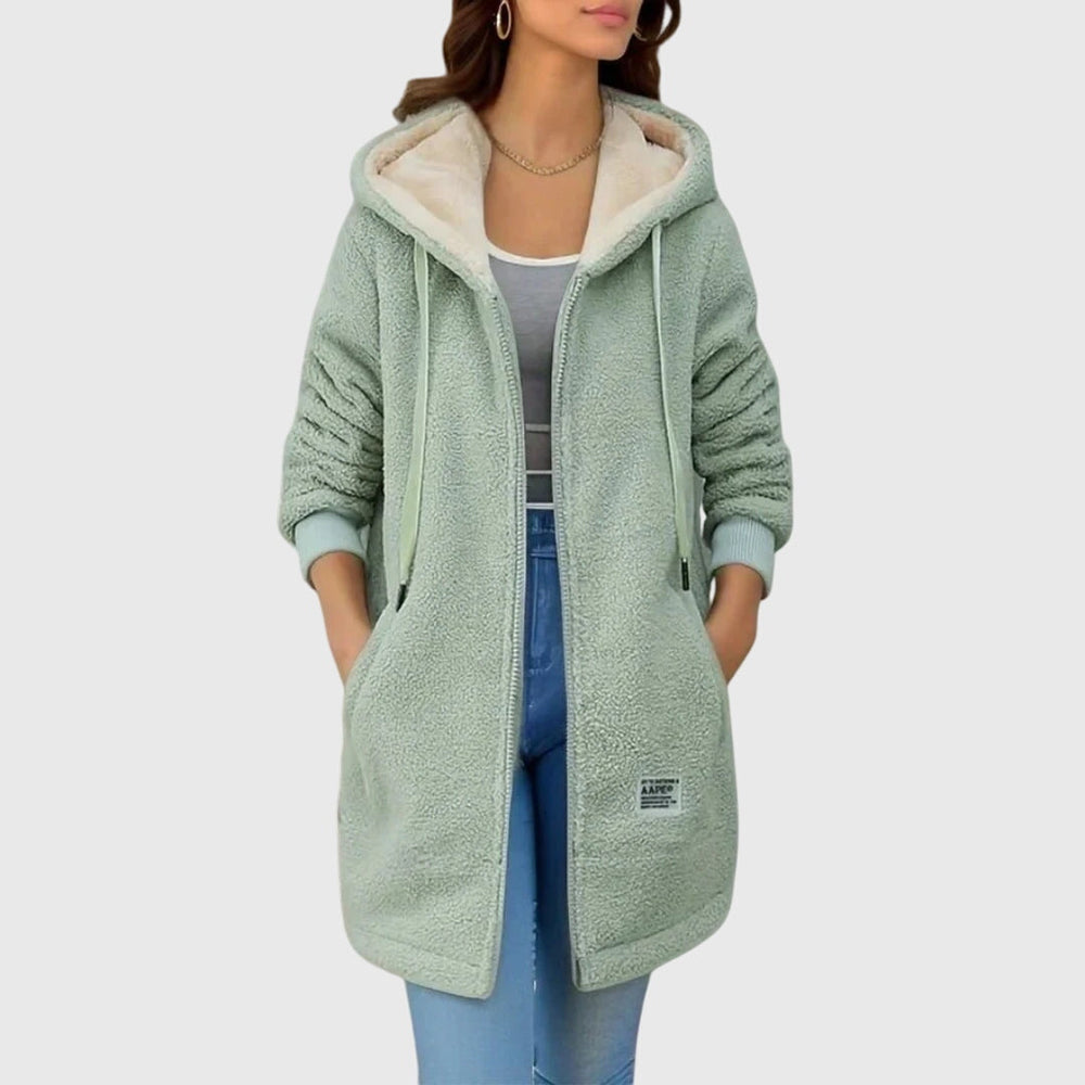 Comfortabel dames fleecejack Aurora, ideaal voor outdoor activiteiten of casual winterdagen, ademend en warm.