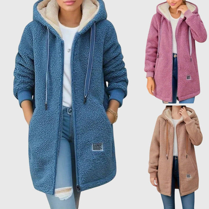 Veelzijdig dames fleecejack Aurora: zacht, warm en stijlvol. Ideaal als casual jas of ademende outdoorlaag.