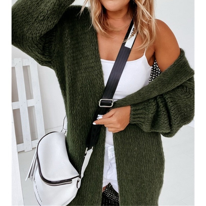 Veelzijdig dames gebreid vest, makkelijk te combineren met diverse outfits.