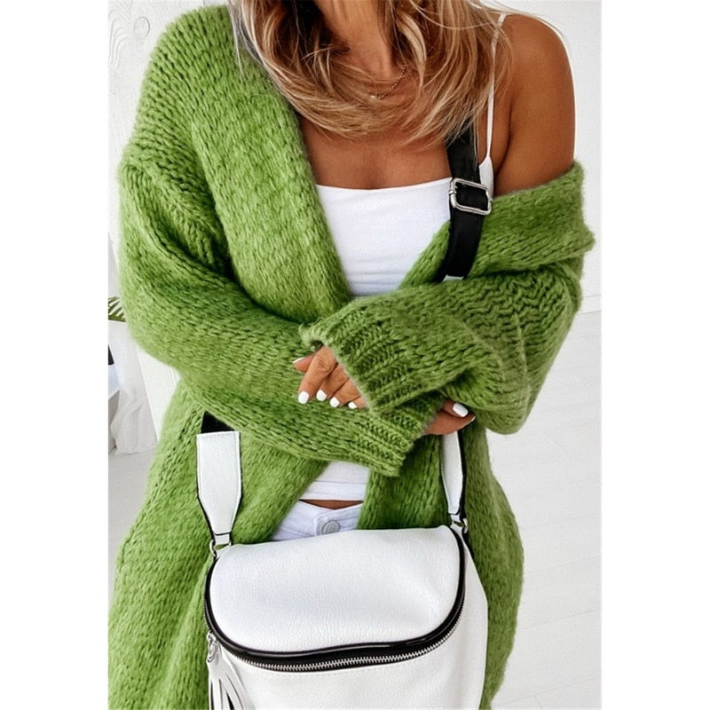Comfortabel en warm dames gebreid vest, ideaal voor koele dagen.