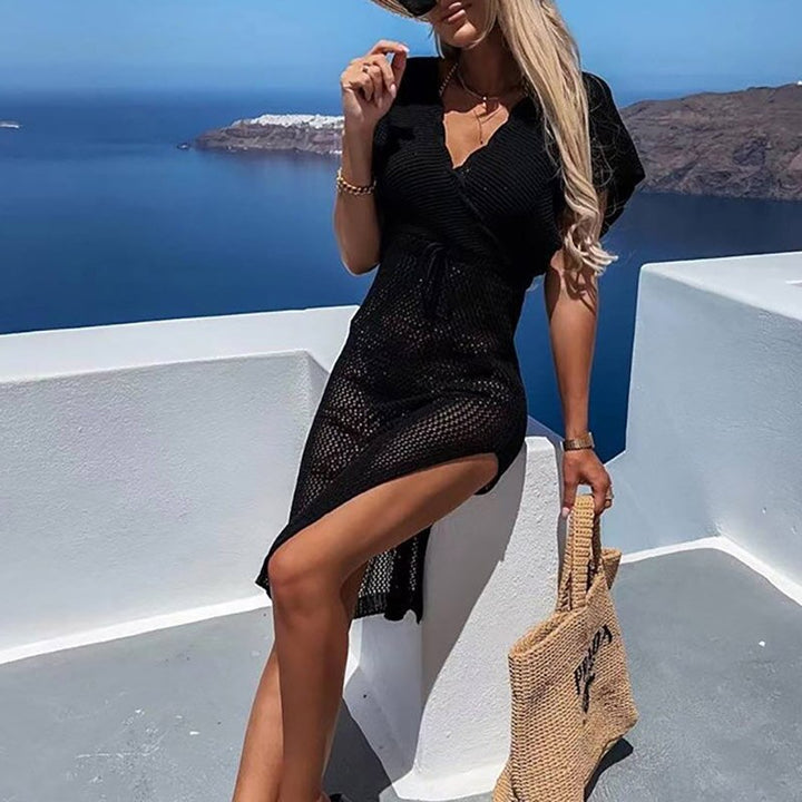 Casual dames strandjurk met taillelint, een must-have gehaakt jurkje voor de zomer.