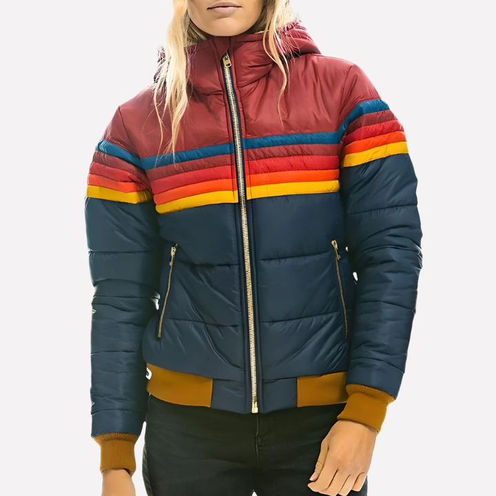 Stijlvol dames gequilt ritsjack met lange mouwen en capuchon, perfect als overgangsjas voor lente en herfst.