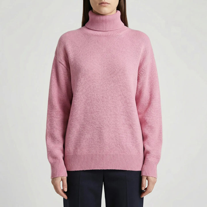 Moderne geribde dames trui met lange mouwen en coltrui. Een slim fit casual essential voor dameskleding.