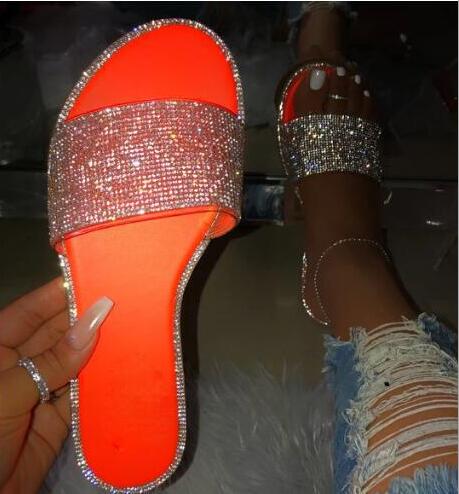 Comfortabele dames slippers met glitter en strass steentjes, zachte zool voor dagelijks gebruik, stijlvol.