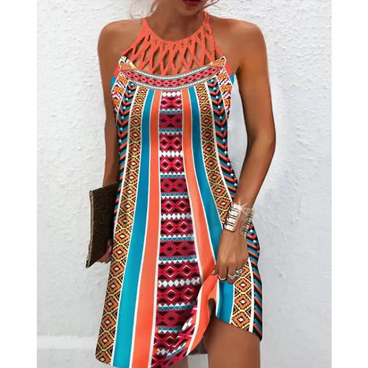 Comfortabele en stijlvolle dames mini jurk, met A-lijn en halternek, perfect voor de zomer.