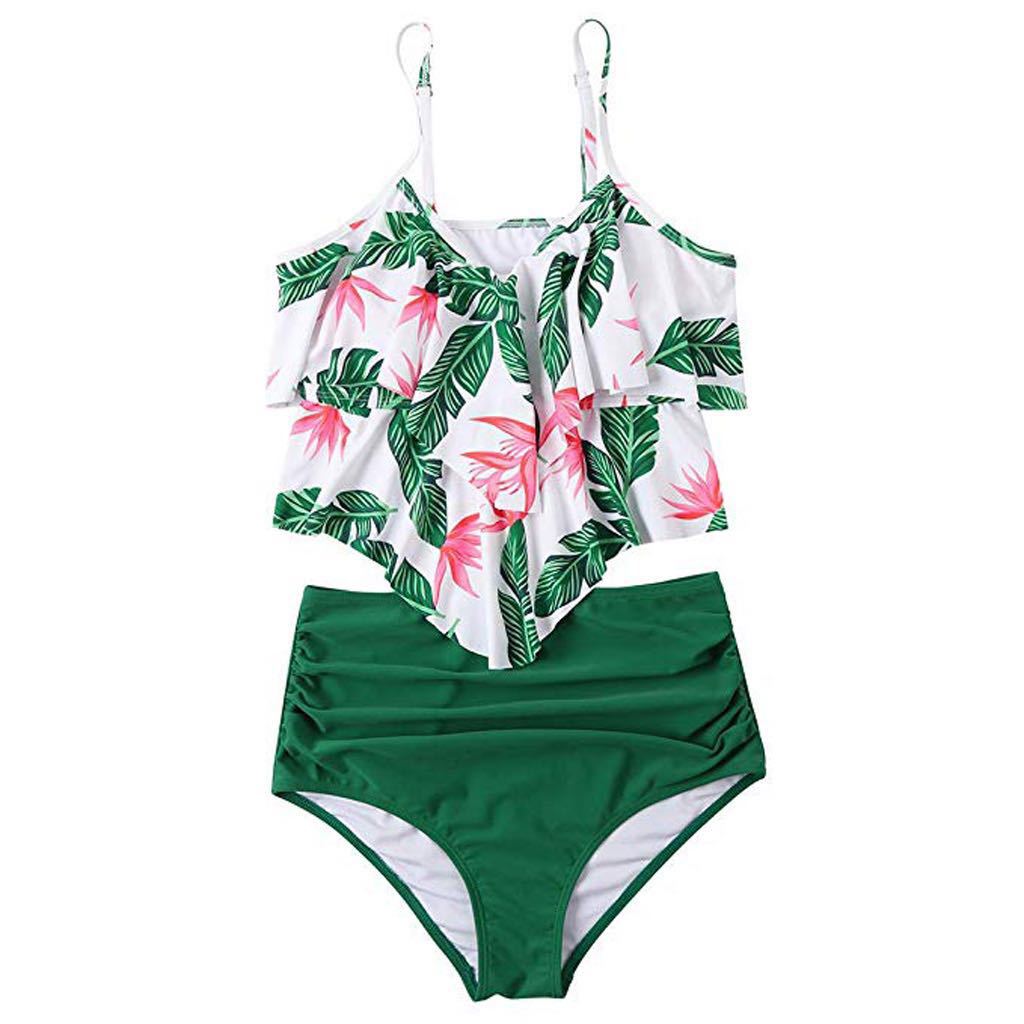 Roze high waist bikini Hetty voor dames. Comfortabele en modieuze zwemkleding voor zomer en strand, uniek design.