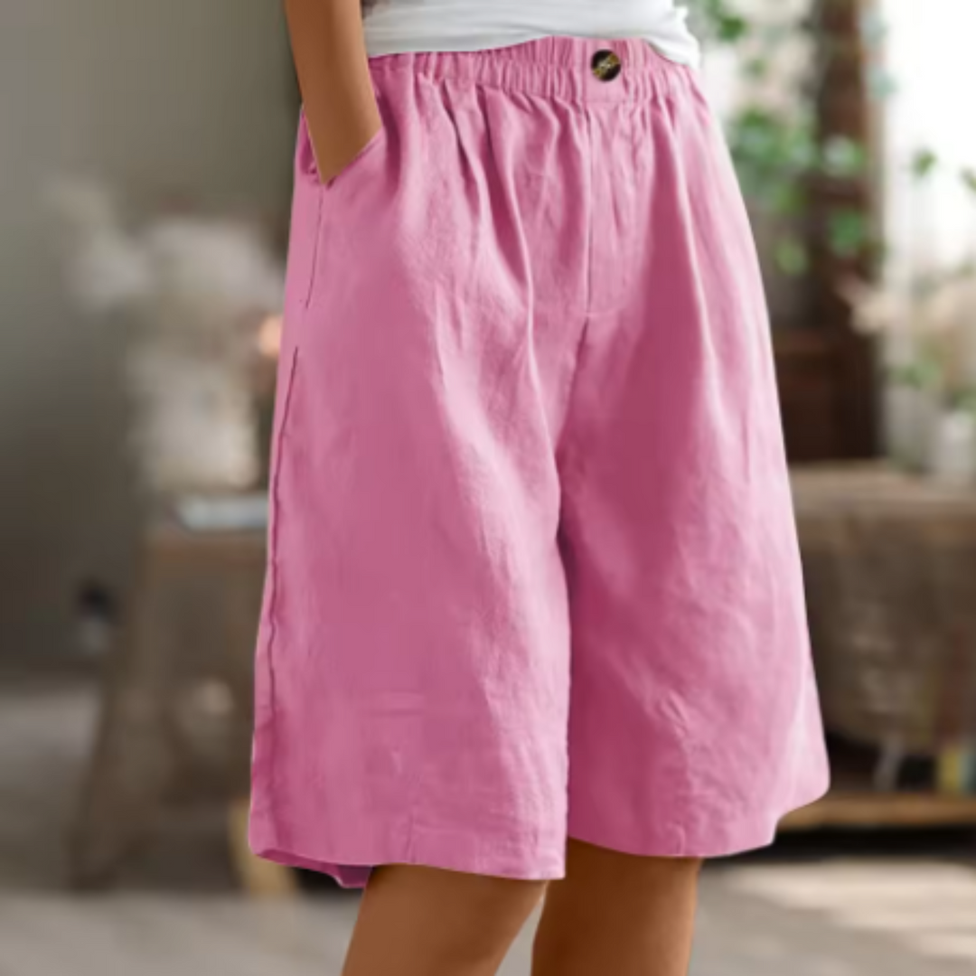 Lichte zomer high waist shorts voor dames, met comfortabele wijde pijpen.