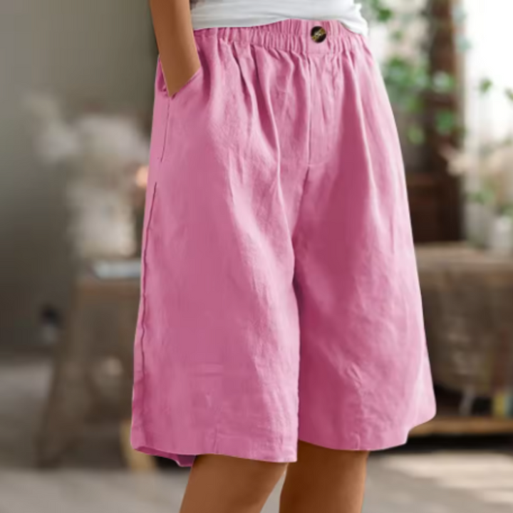 Lichte zomer high waist shorts voor dames, met comfortabele wijde pijpen.