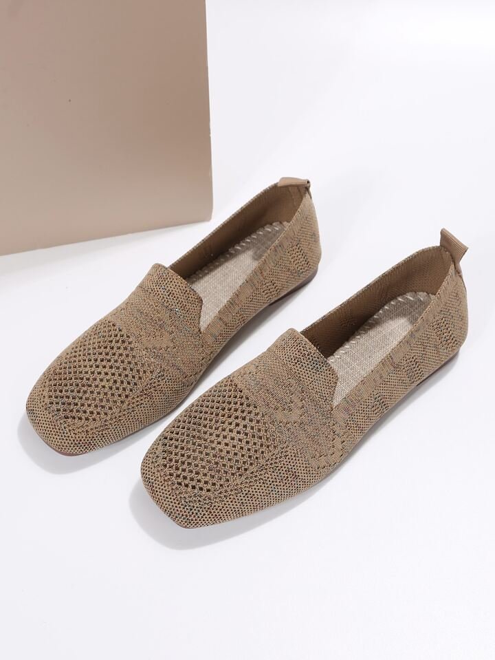 Stijlvolle Isabella dames schoenen: antislip, plat en orthopedisch voor maximale comfort.