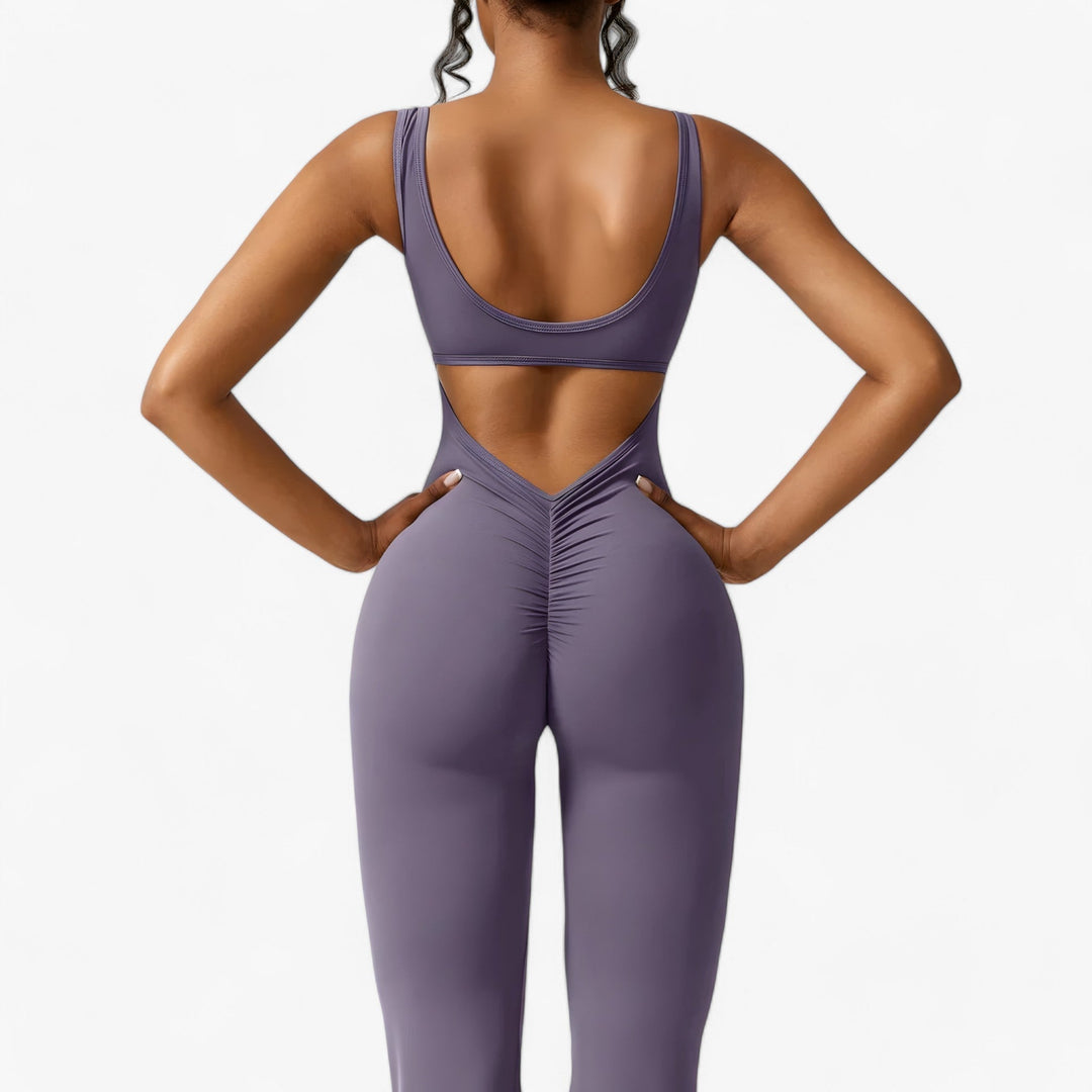 Dames jumpsuit Amélie, een essentieel kledingstuk voor je lentegarderobe.
