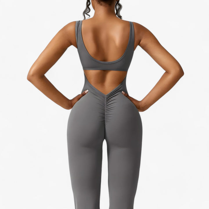 Moderne dames jumpsuit Amélie, met een comfortabele en stijlvolle pasvorm.