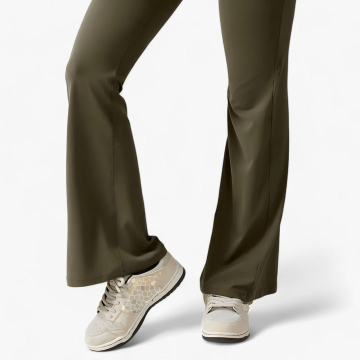 Comfortabele dames jumpsuit Amélie, gemaakt van zachte en ademende stof.
