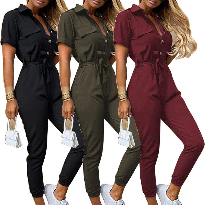 Veelzijdige dames jumpsuit met riem, combineert elegantie en comfort.