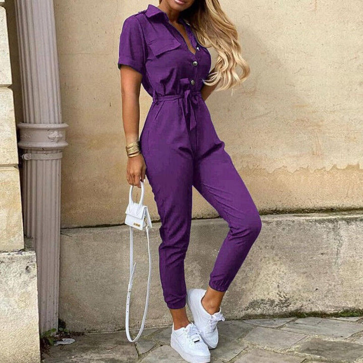 Modebewuste dames jumpsuit, comfortabel met een moderne riem voor dagelijks gebruik.