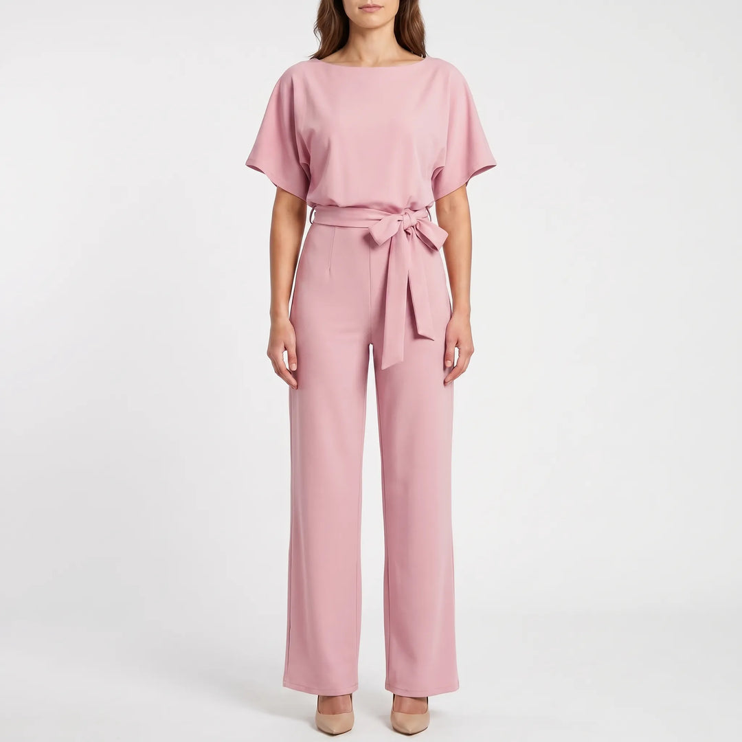 Trendy dames jumpsuit met batwing mouwen & elegant sleutelgat detail. Wijde pijpen voor een casual chic look.