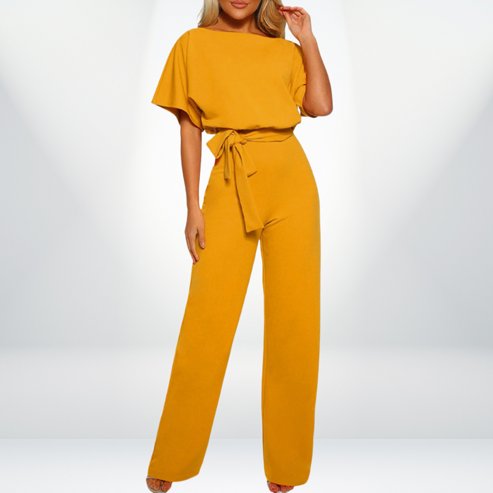 Feestelijke en stijlvolle dames jumpsuit met hoge taille, comfortabele kleding voor een elegante uitstraling.