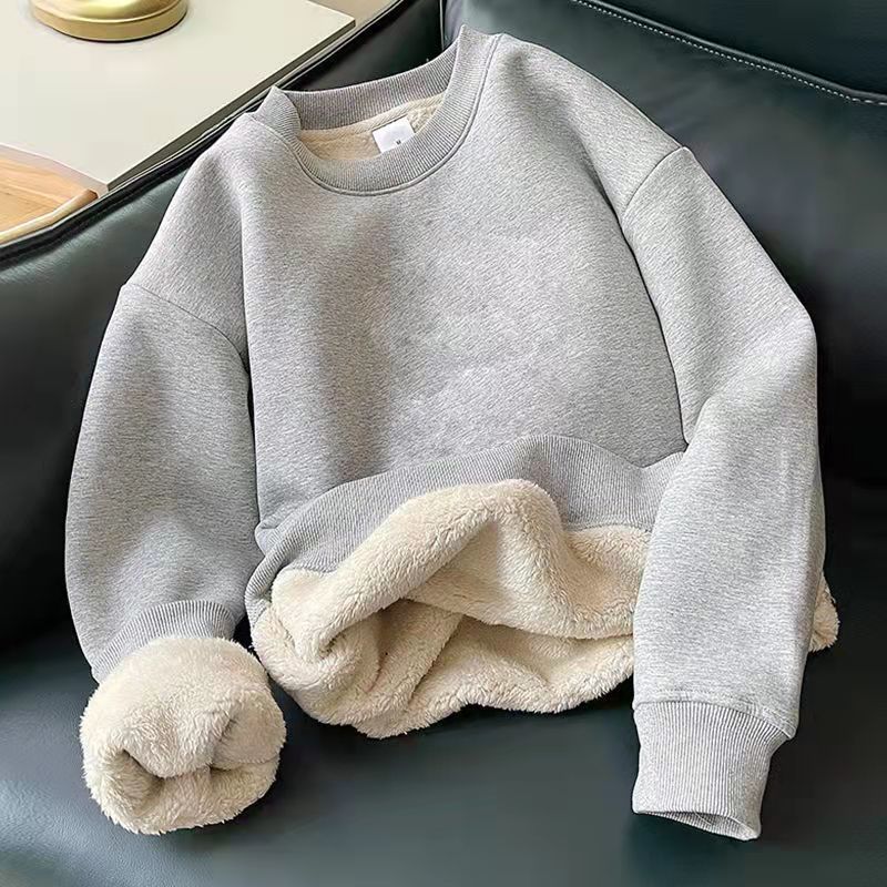 Stijlvolle gevoerde damestrui van KarasShirt, perfect voor een comfortabele en casual winterlook.