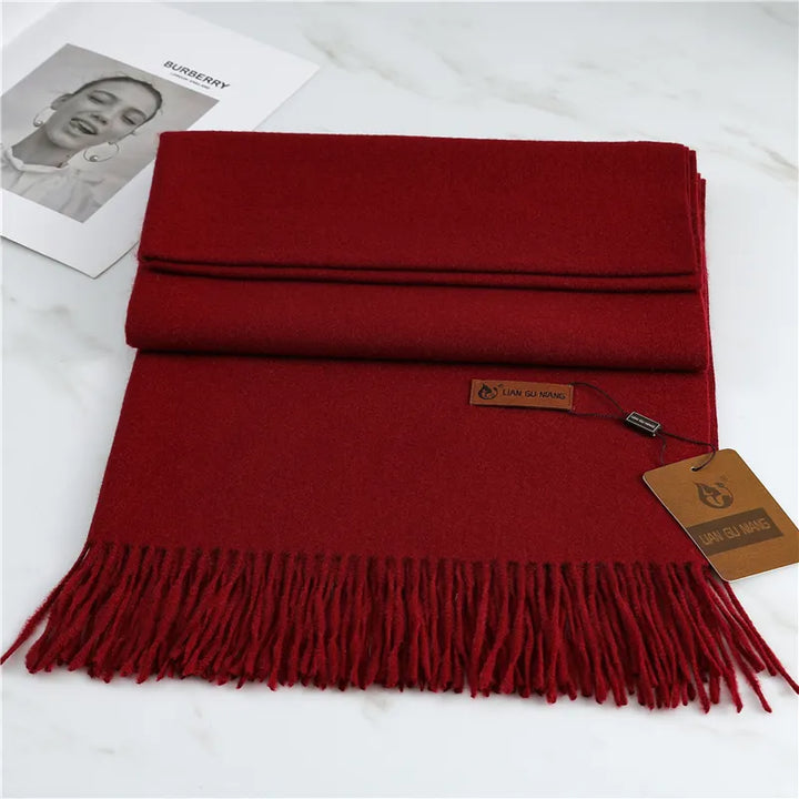 Dames kasjmier sjaal, zacht en warm. Perfect voor winterdagen en als modieus accessoire.