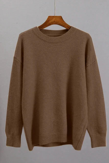 Herfst collectie: Luxe dames kasjmier trui, zacht en comfortabel. Elegante één maat gebreide trui.