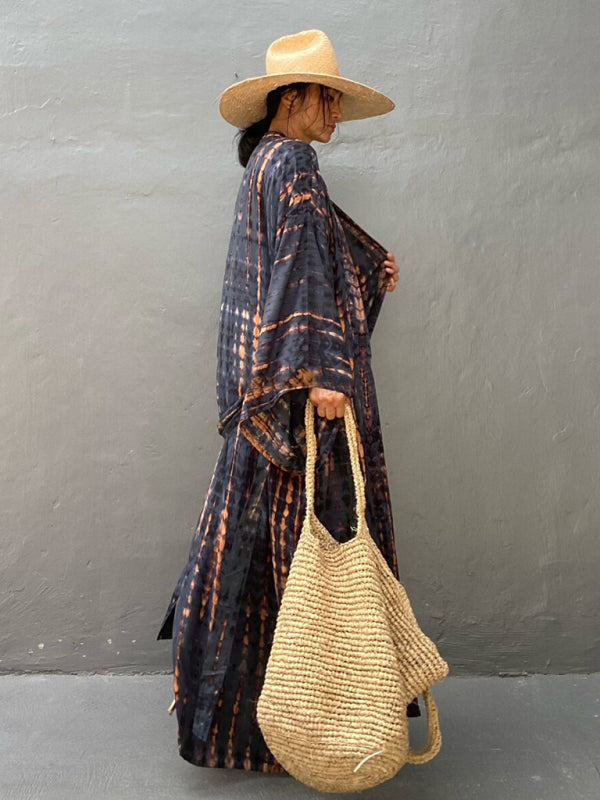 Dames kimono Leona met strikriem, combineert eenheidsmaat comfort met trendy vrouwenmode.