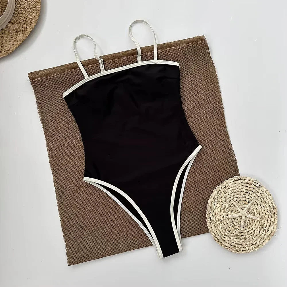 Dames one-piece zwemkleding, kleurblok badpak met elegant design, ideaal voor een comfortabele stranddag.