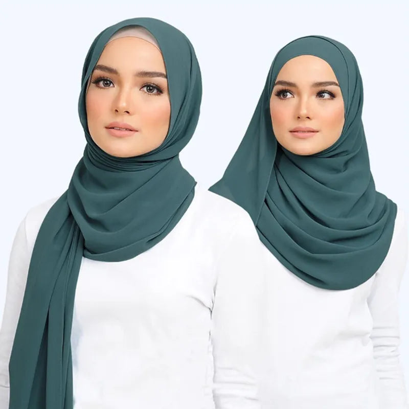 Dames hijab sjaal Leilani van luchtig chiffon, een elegante en comfortabele hoofddoek optie.