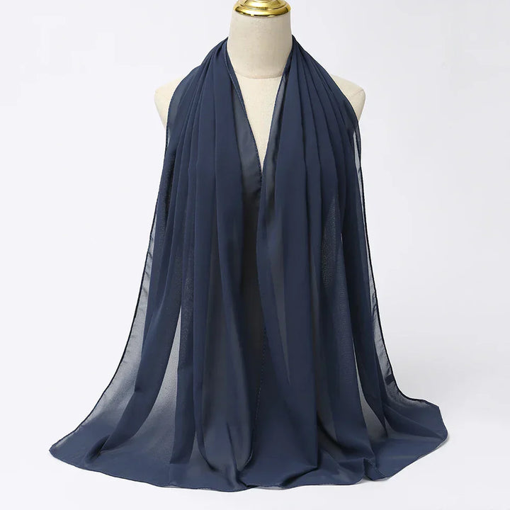 Elegante Leilani chiffon hijab sjaal voor dames, perfect als stijlvolle hoofddoek of accessoire.
