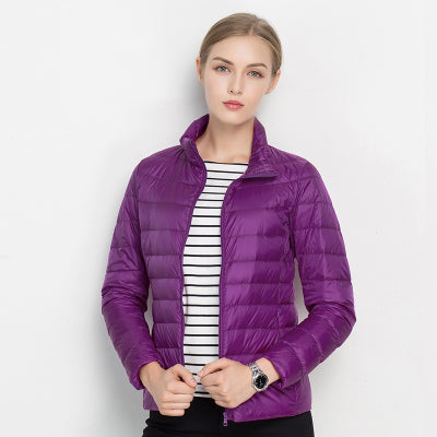 Comfortabele en elegante dames winterjas, dit lichtgewicht donsjack is perfect.