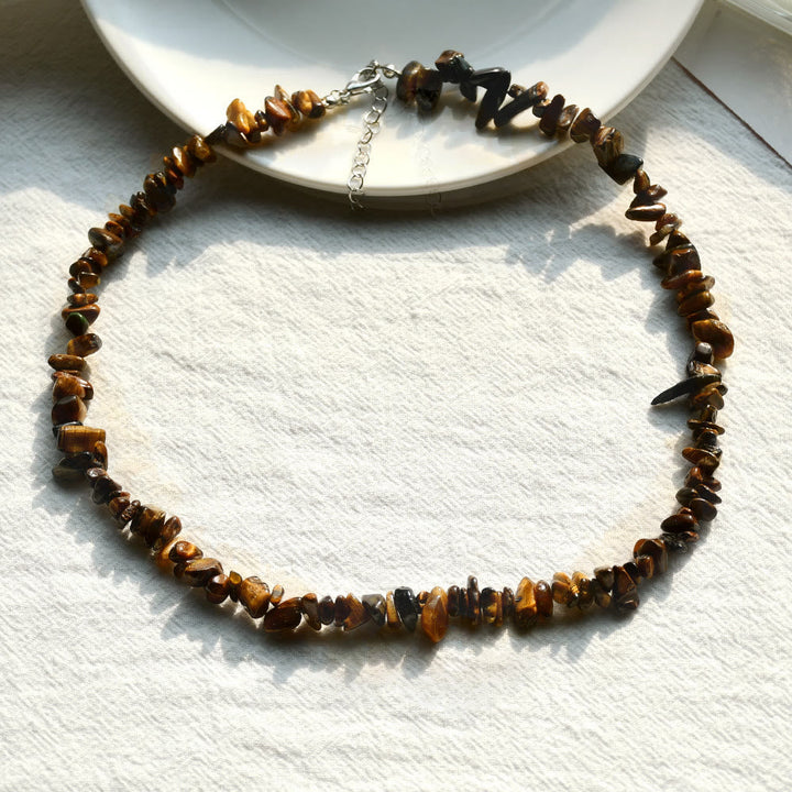 Elegante damesketting met natuurlijke edelsteen, Lina stijl, gepolijst en glanzend.