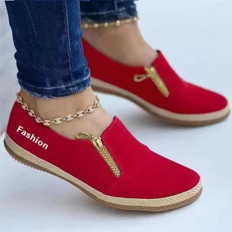 Ademende dames slip-on sneakers voor optimaal comfort. Stijlvolle en lichtgewicht zomer instappers.