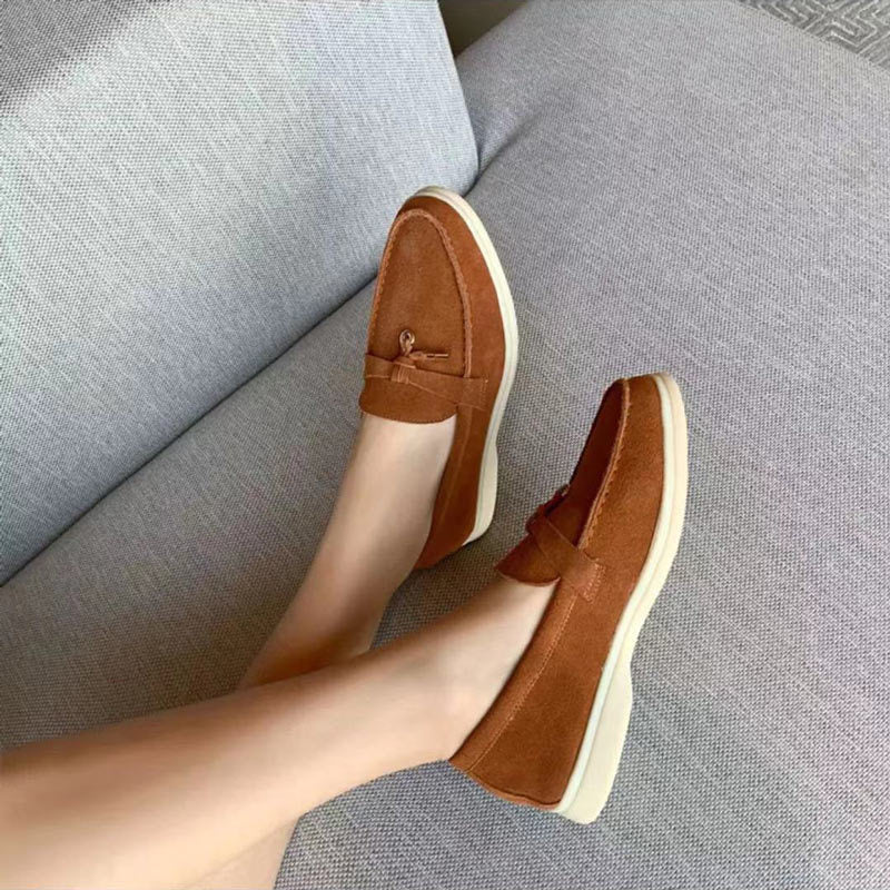 Elegante dames instappers met gepunte teen voor een moderne look. Ideaal voor lente en zomer comfort.