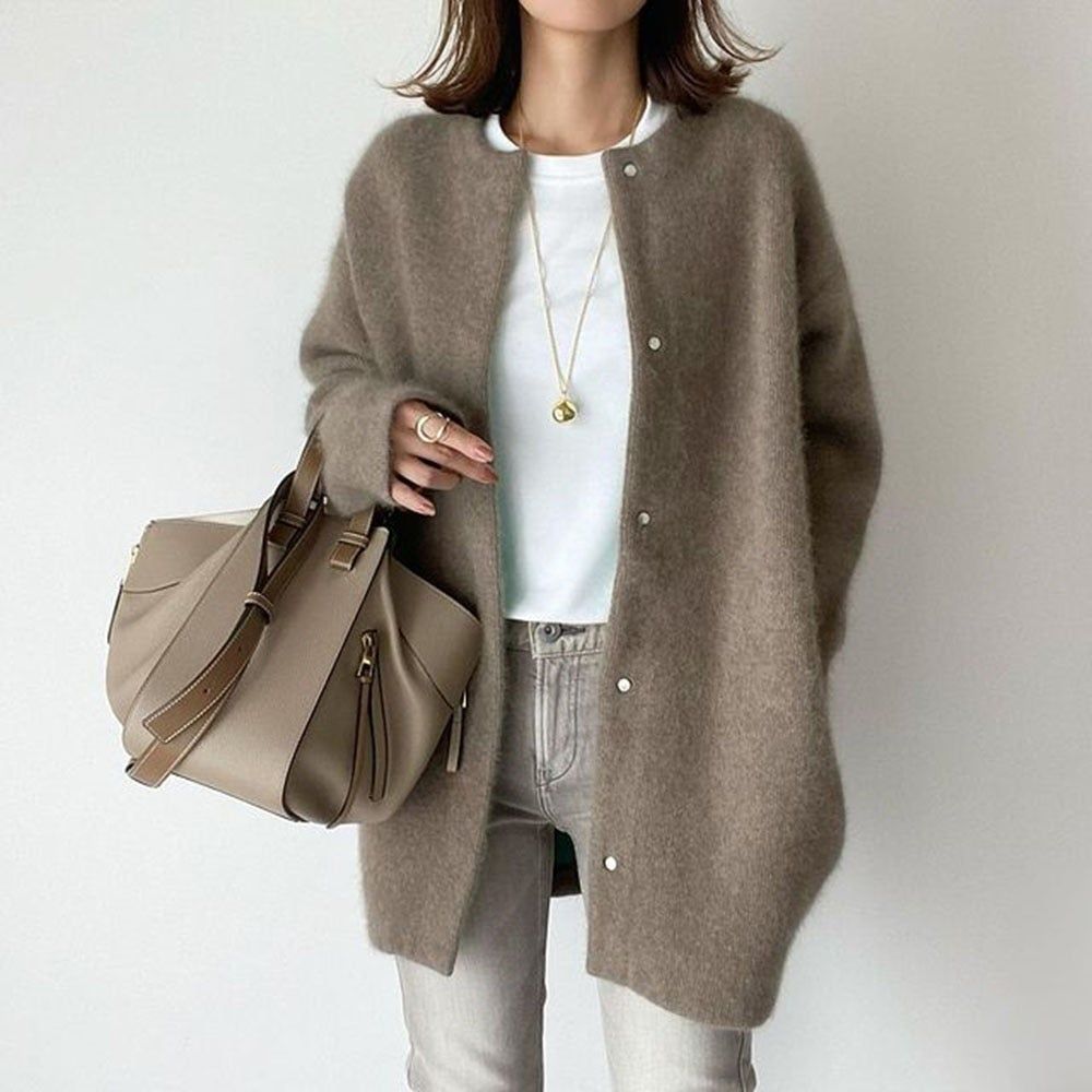 Dames luchtige khaki zomerjas Noa, elegant en tijdloos, perfect voor lente en zomer. Lichtgewicht en veelzijdig.