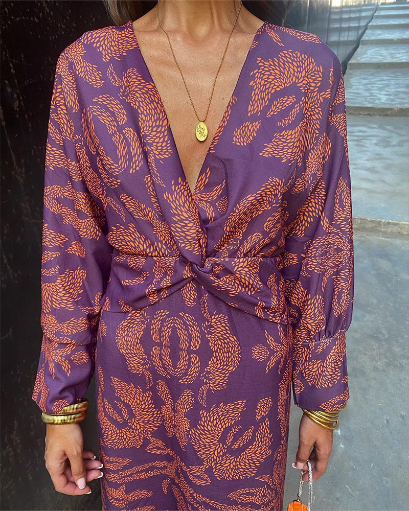 Veelzijdige dames maxi-jurk met print, twist aan de V-hals. Geschikt als zomerjurk, casual of feestjurk.