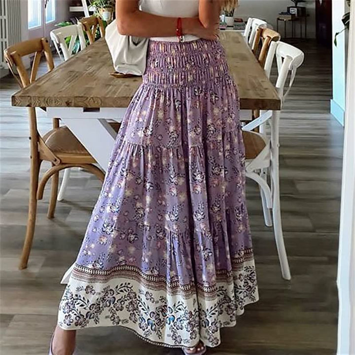 Elegante maxi zomerrok voor dames met stijlvolle boho print. Trendy bloemenpatroon voor modieuze look.