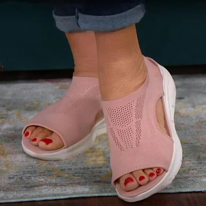 Ademende mesh zomerschoenen voor dames, Nova plateau sandalen voor een frisse look.