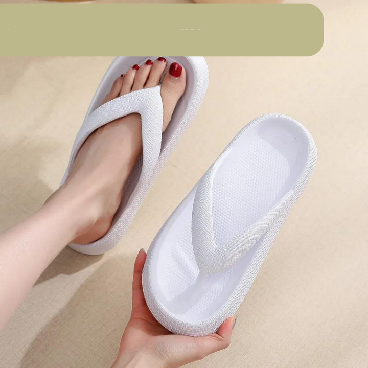 Modieuze dames flip-flops met orthopedische ondersteuning, combineert stijl met ultiem comfort.